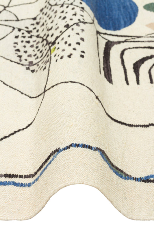 "THE FIRST ASTRONAUT IN SPACE", Elçin Göktan, Handwoven Rug