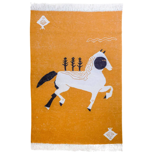 „ABUNDANCE“, von Gizem Ulusoy, handgewebter Teppich