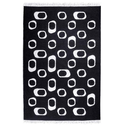 „EXPAND“, von Işık Kaya, Teppich